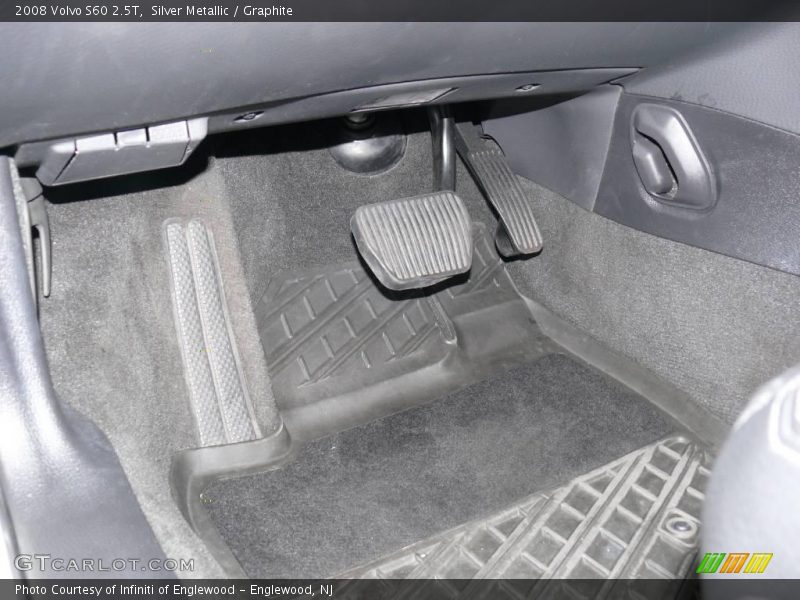 Silver Metallic / Graphite 2008 Volvo S60 2.5T