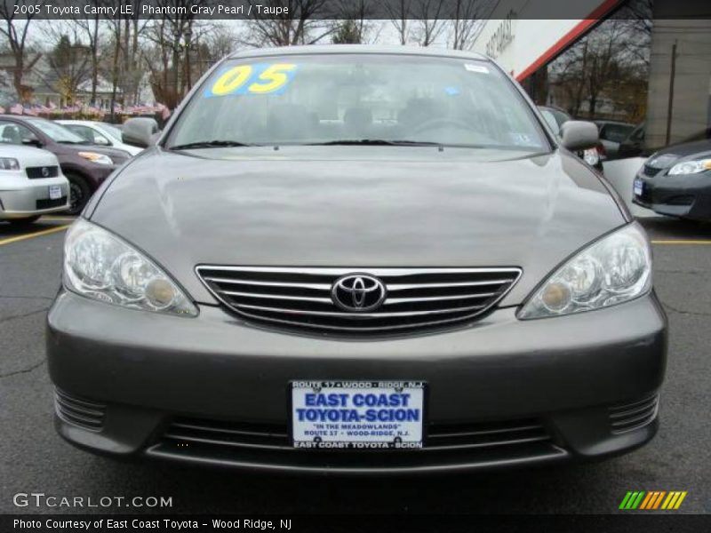 Phantom Gray Pearl / Taupe 2005 Toyota Camry LE