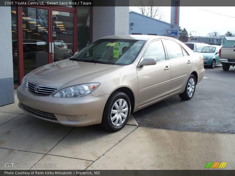 Desert Sand Mica / Taupe 2005 Toyota Camry LE