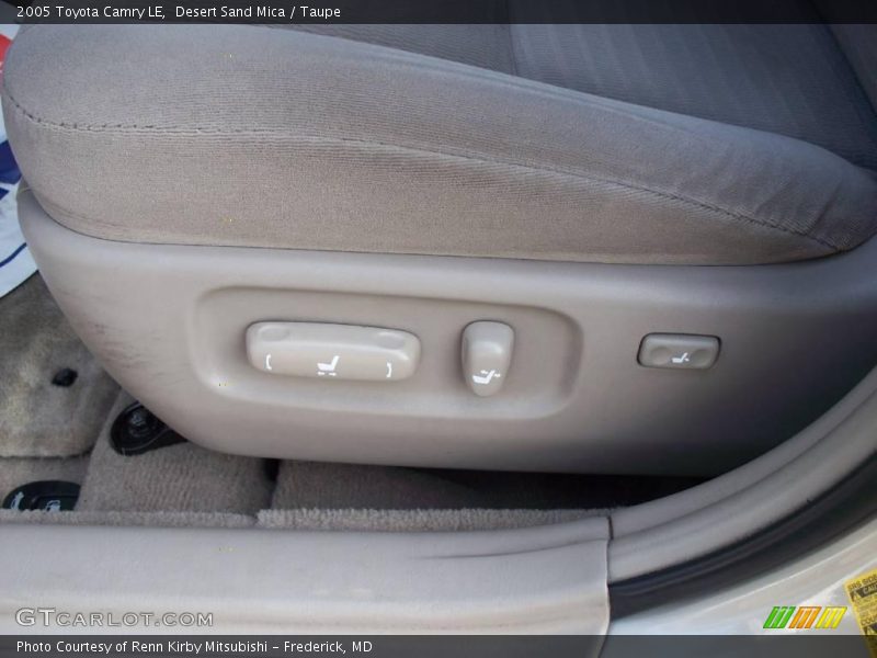 Desert Sand Mica / Taupe 2005 Toyota Camry LE