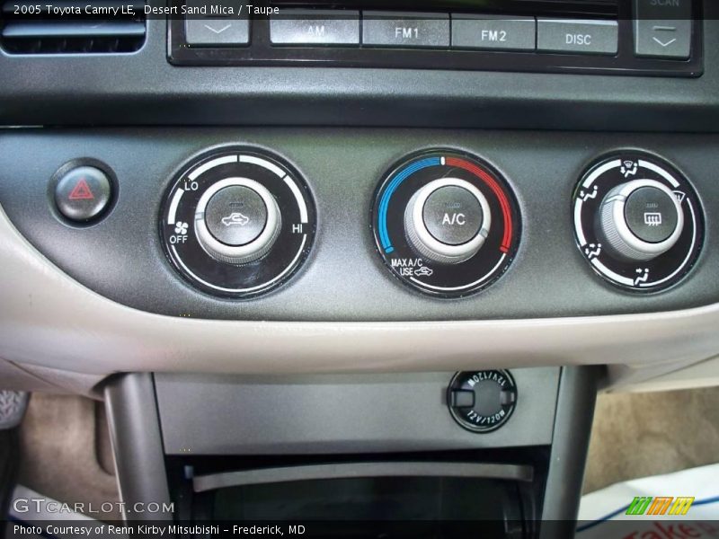Desert Sand Mica / Taupe 2005 Toyota Camry LE
