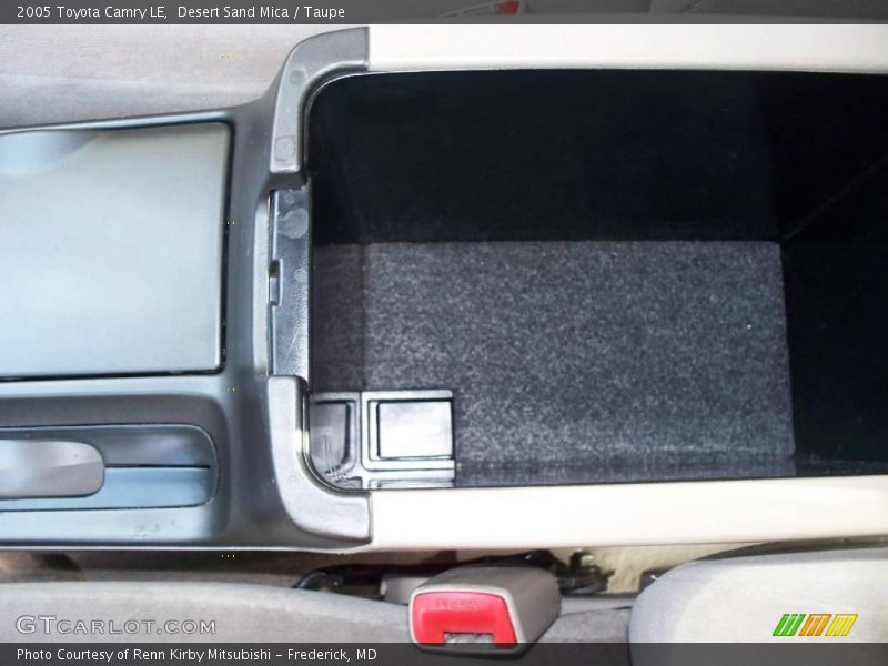 Desert Sand Mica / Taupe 2005 Toyota Camry LE