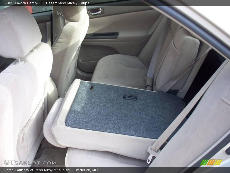 Desert Sand Mica / Taupe 2005 Toyota Camry LE