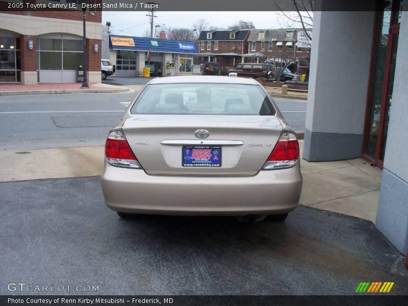 Desert Sand Mica / Taupe 2005 Toyota Camry LE