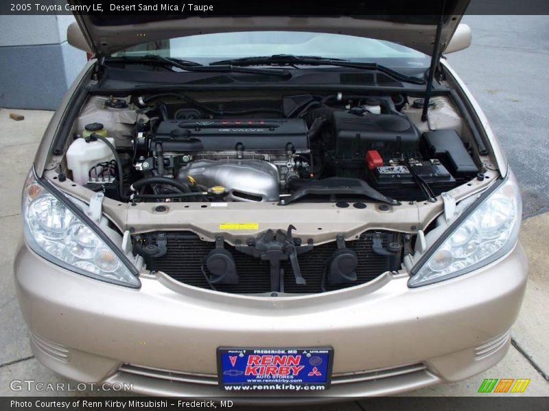 Desert Sand Mica / Taupe 2005 Toyota Camry LE