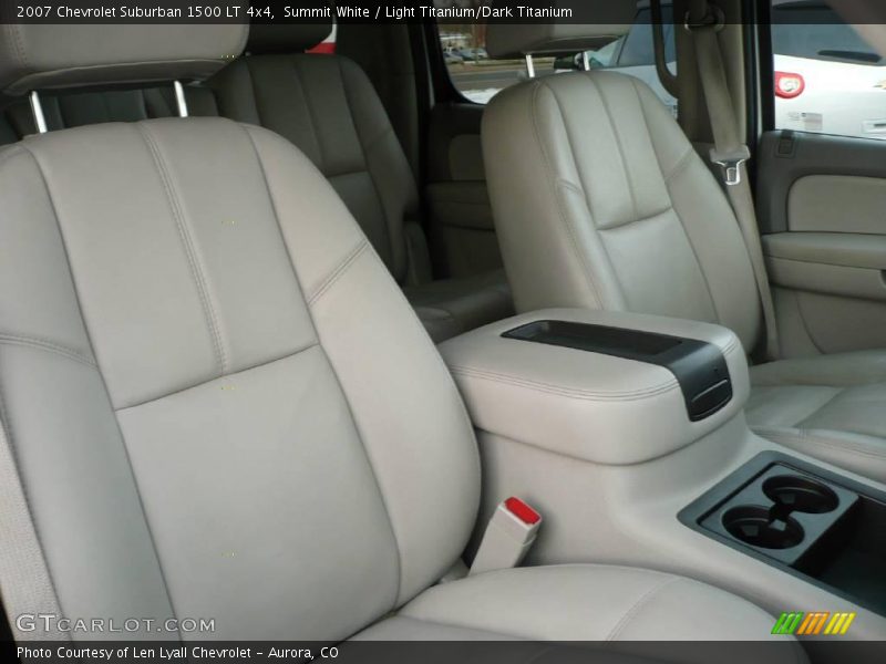Summit White / Light Titanium/Dark Titanium 2007 Chevrolet Suburban 1500 LT 4x4