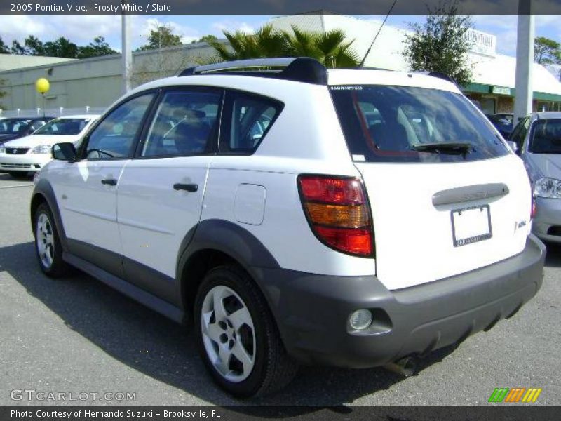 Frosty White / Slate 2005 Pontiac Vibe