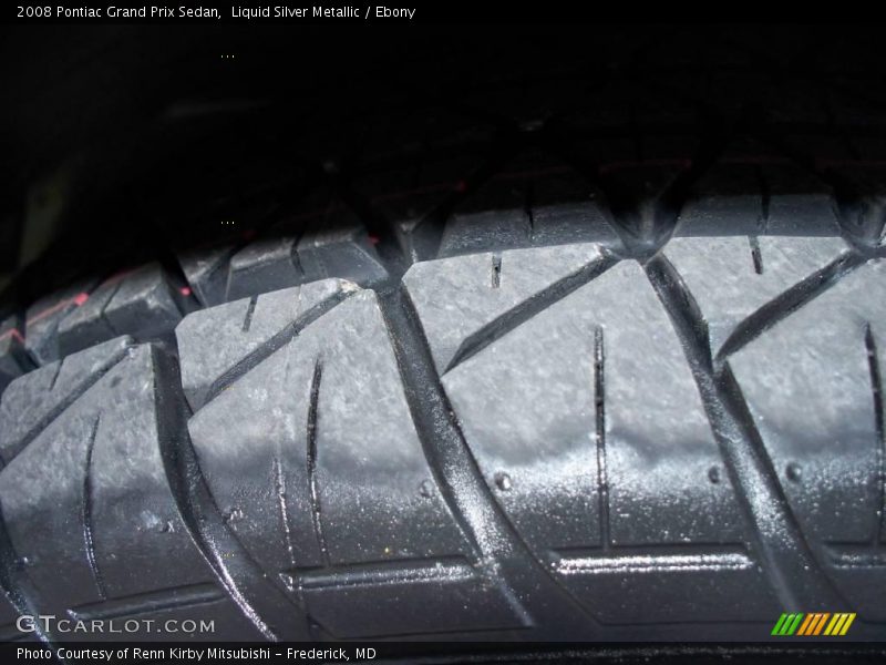 Liquid Silver Metallic / Ebony 2008 Pontiac Grand Prix Sedan