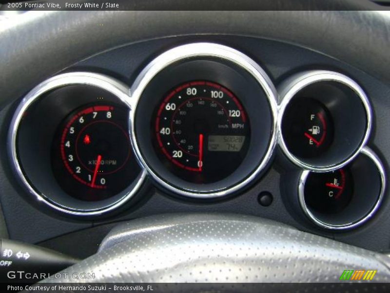 Frosty White / Slate 2005 Pontiac Vibe