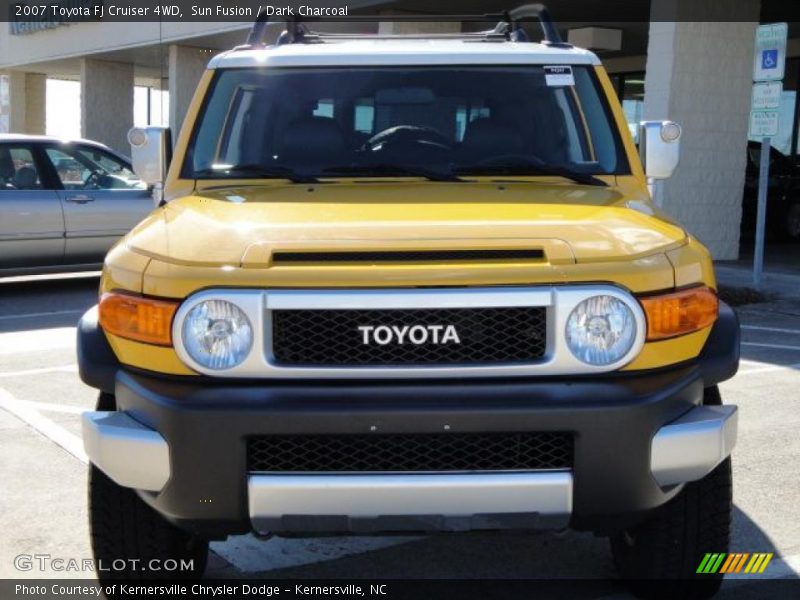Sun Fusion / Dark Charcoal 2007 Toyota FJ Cruiser 4WD