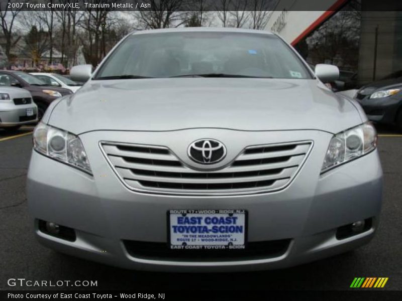 Titanium Metallic / Ash 2007 Toyota Camry XLE