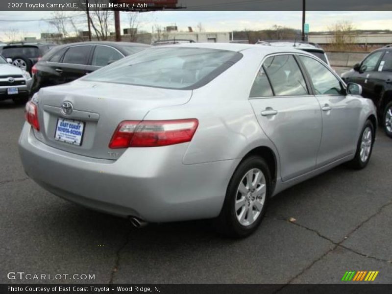 Titanium Metallic / Ash 2007 Toyota Camry XLE