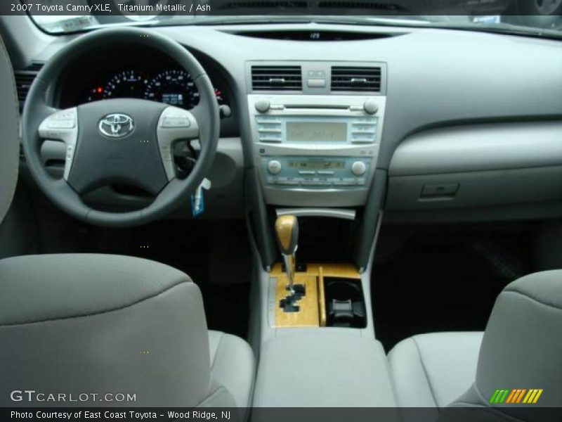 Titanium Metallic / Ash 2007 Toyota Camry XLE
