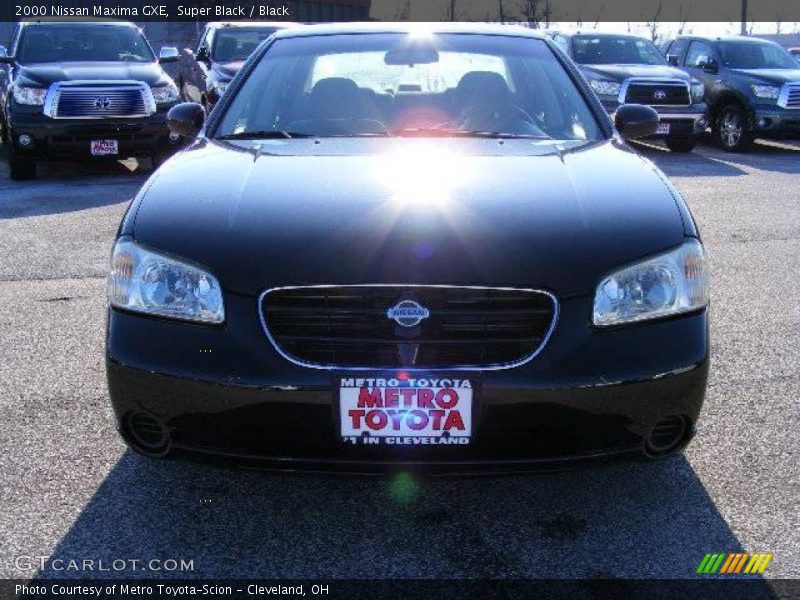 Super Black / Black 2000 Nissan Maxima GXE