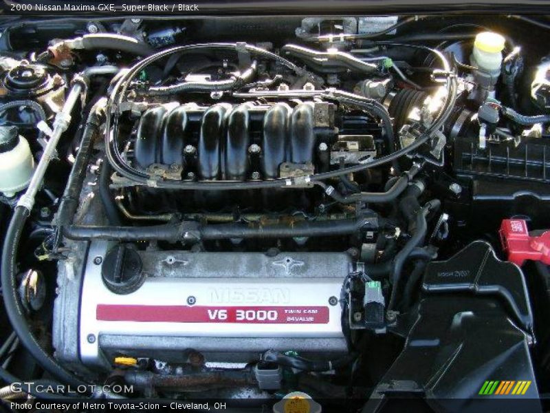 Super Black / Black 2000 Nissan Maxima GXE