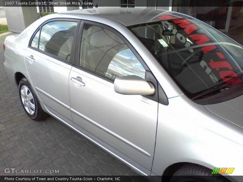 Silver Streak Mica / Gray 2007 Toyota Corolla LE