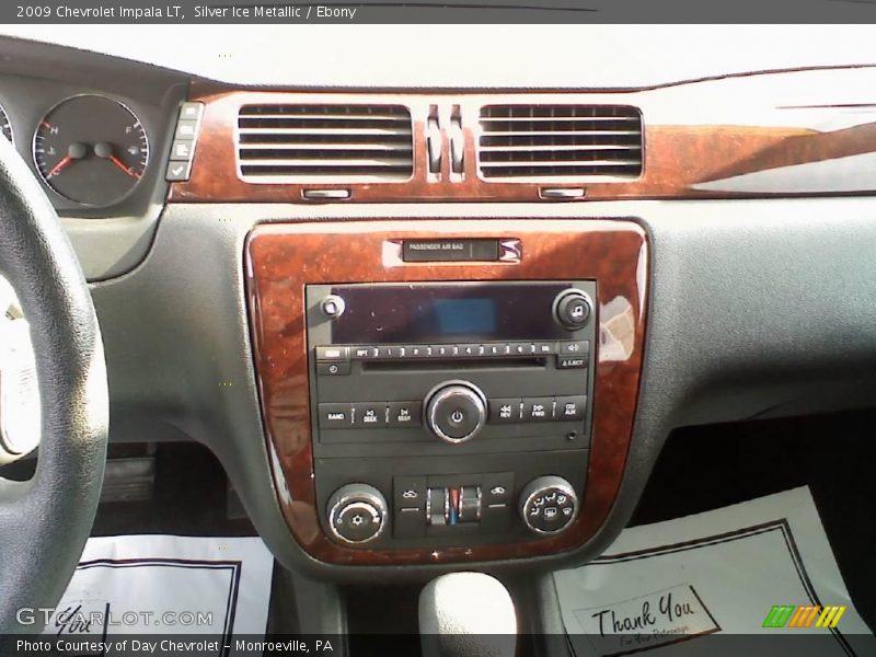 Silver Ice Metallic / Ebony 2009 Chevrolet Impala LT