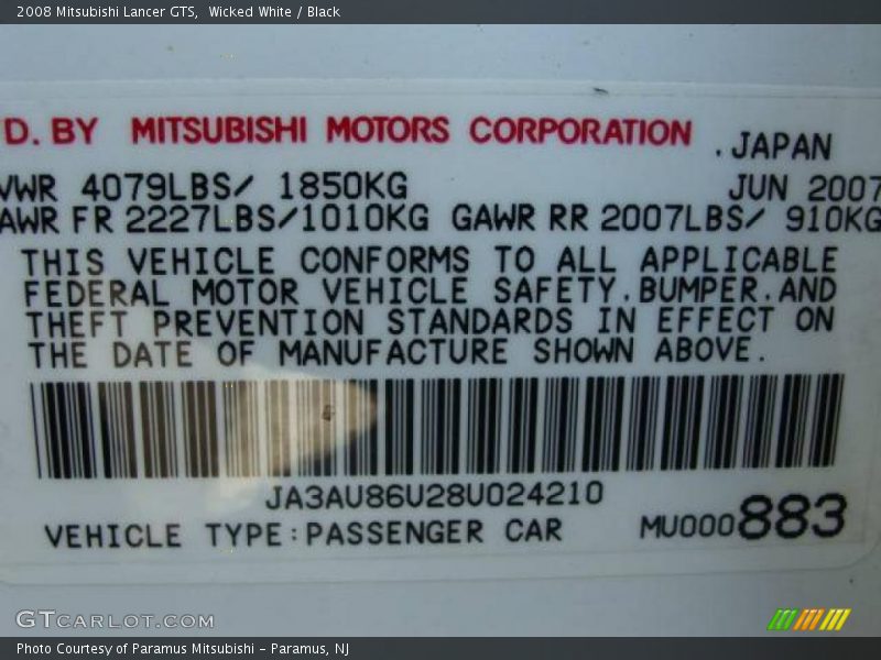 Wicked White / Black 2008 Mitsubishi Lancer GTS