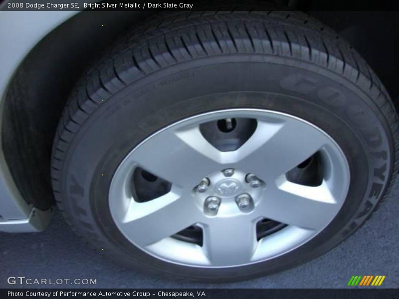 Bright Silver Metallic / Dark Slate Gray 2008 Dodge Charger SE