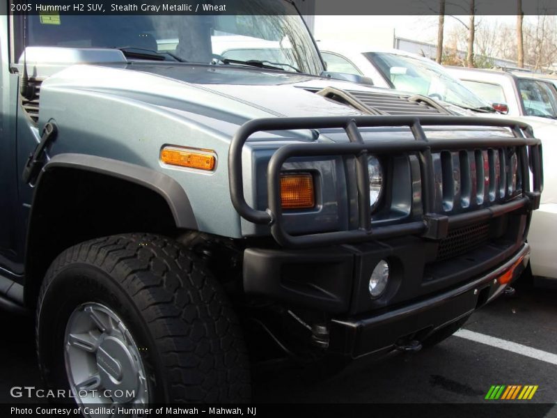 Stealth Gray Metallic / Wheat 2005 Hummer H2 SUV