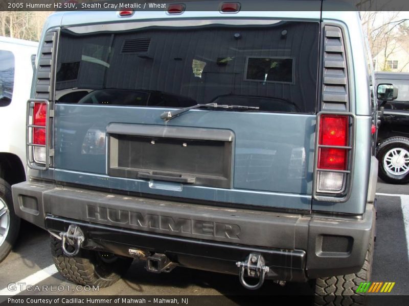 Stealth Gray Metallic / Wheat 2005 Hummer H2 SUV