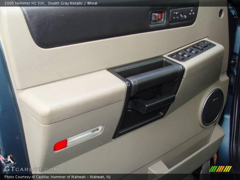 Stealth Gray Metallic / Wheat 2005 Hummer H2 SUV