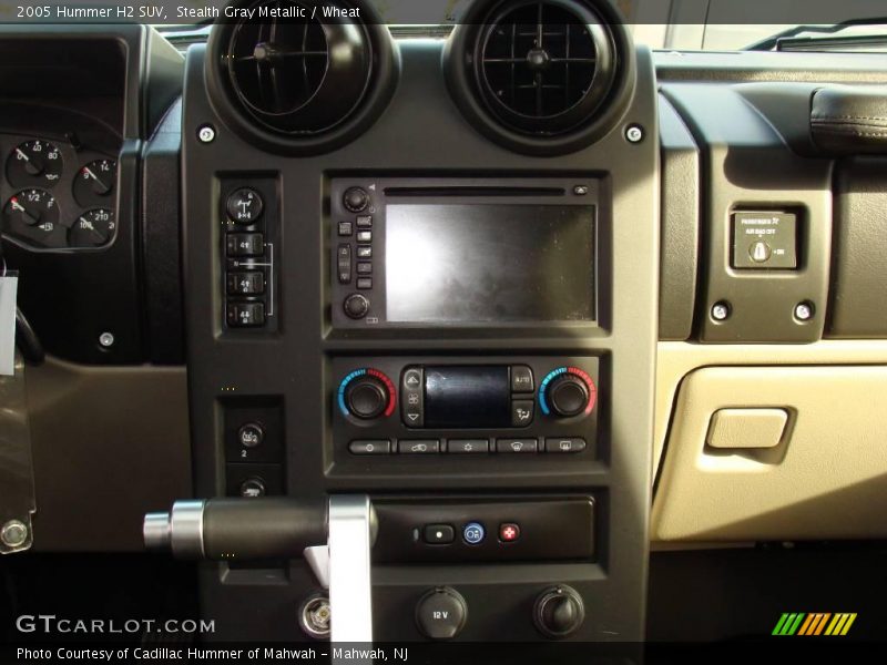 Stealth Gray Metallic / Wheat 2005 Hummer H2 SUV