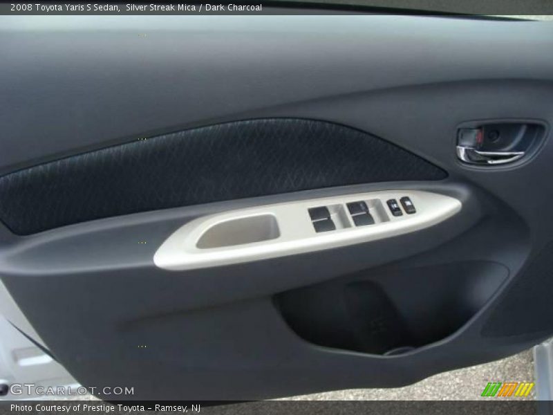 Silver Streak Mica / Dark Charcoal 2008 Toyota Yaris S Sedan