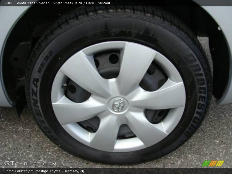 Silver Streak Mica / Dark Charcoal 2008 Toyota Yaris S Sedan