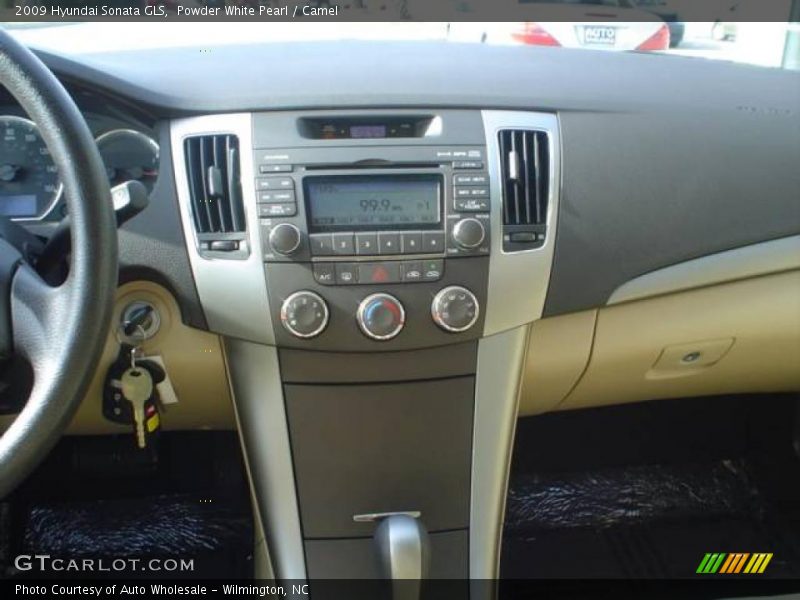 Powder White Pearl / Camel 2009 Hyundai Sonata GLS