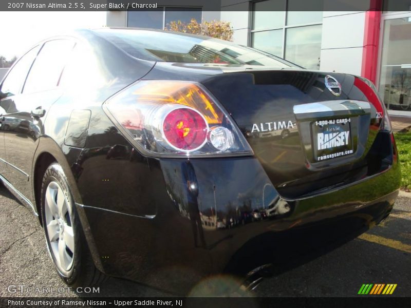 Super Black / Charcoal 2007 Nissan Altima 2.5 S