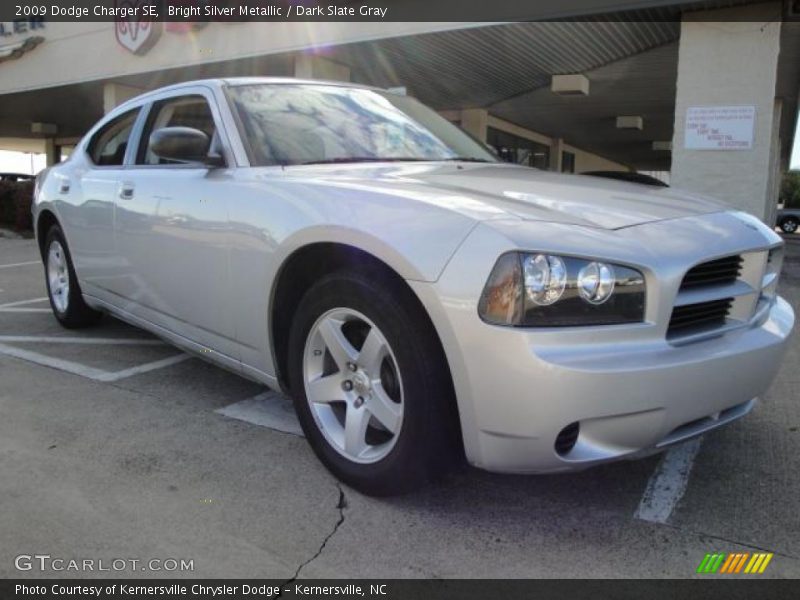 Bright Silver Metallic / Dark Slate Gray 2009 Dodge Charger SE