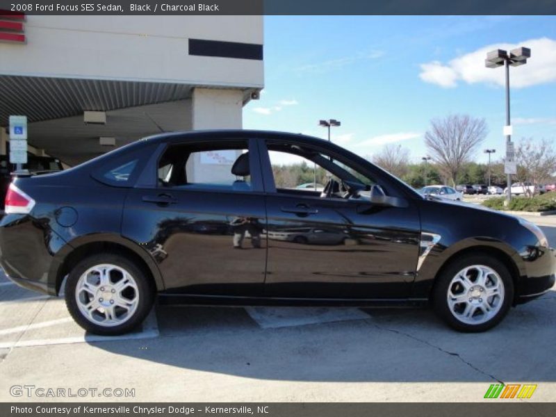 Black / Charcoal Black 2008 Ford Focus SES Sedan
