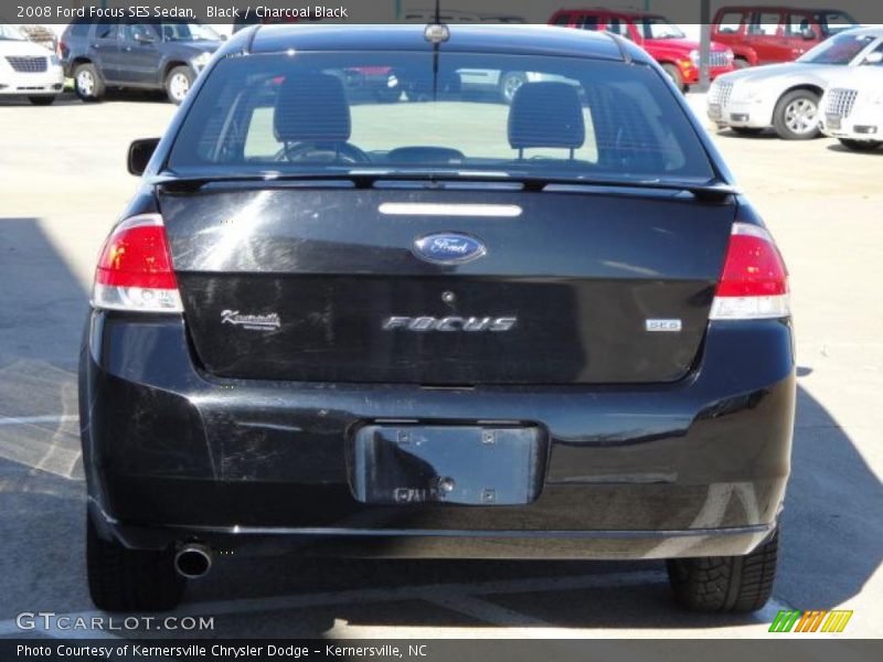 Black / Charcoal Black 2008 Ford Focus SES Sedan