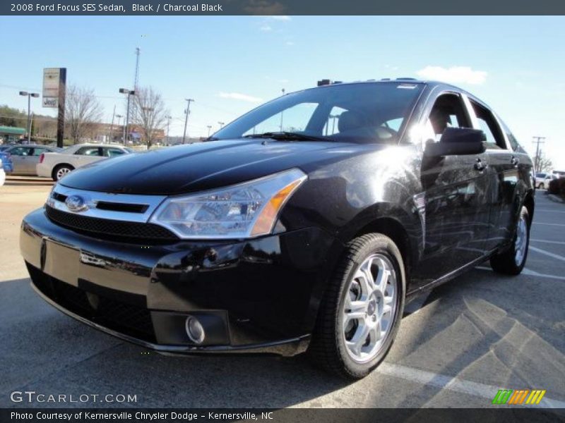 Black / Charcoal Black 2008 Ford Focus SES Sedan