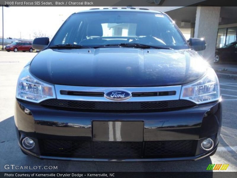 Black / Charcoal Black 2008 Ford Focus SES Sedan