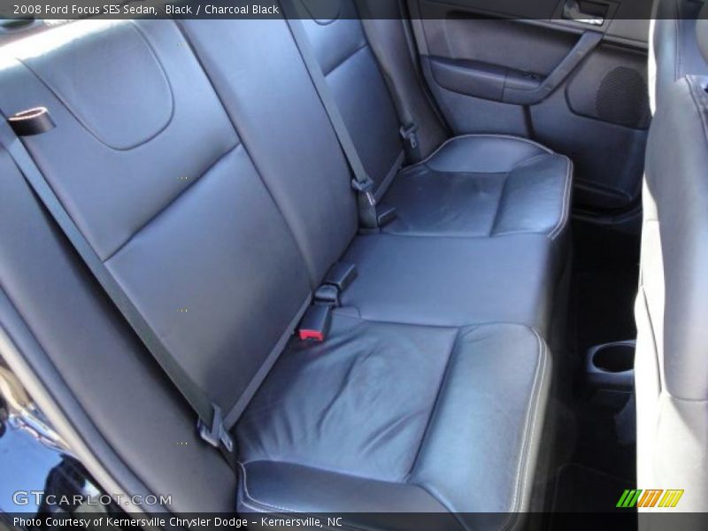 Black / Charcoal Black 2008 Ford Focus SES Sedan