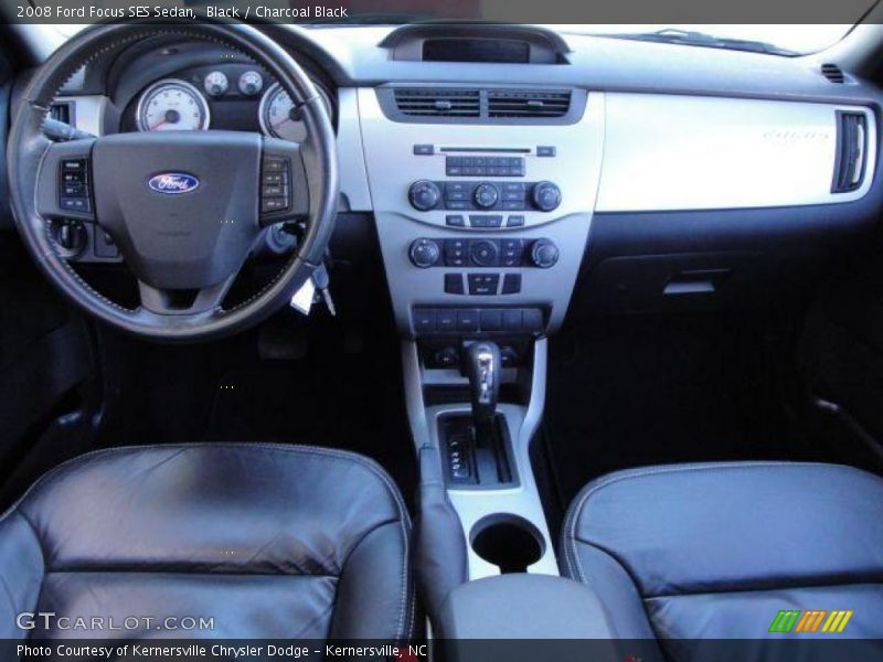 Black / Charcoal Black 2008 Ford Focus SES Sedan