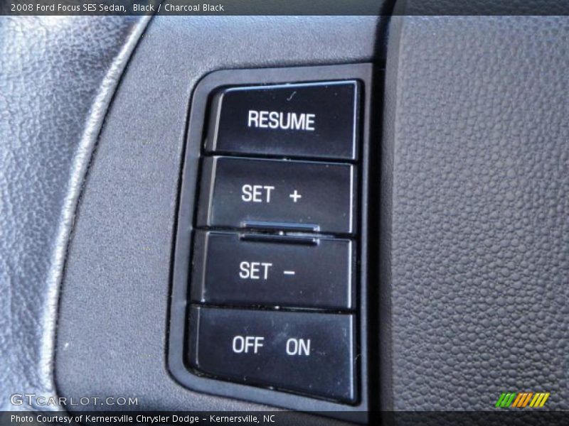 Black / Charcoal Black 2008 Ford Focus SES Sedan