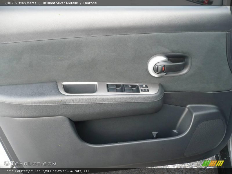 Brilliant Silver Metallic / Charcoal 2007 Nissan Versa S