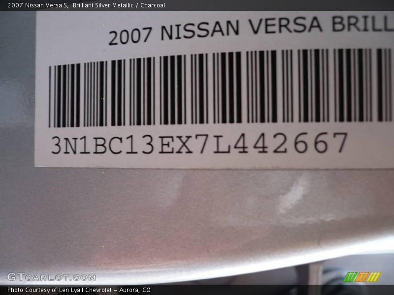 Brilliant Silver Metallic / Charcoal 2007 Nissan Versa S