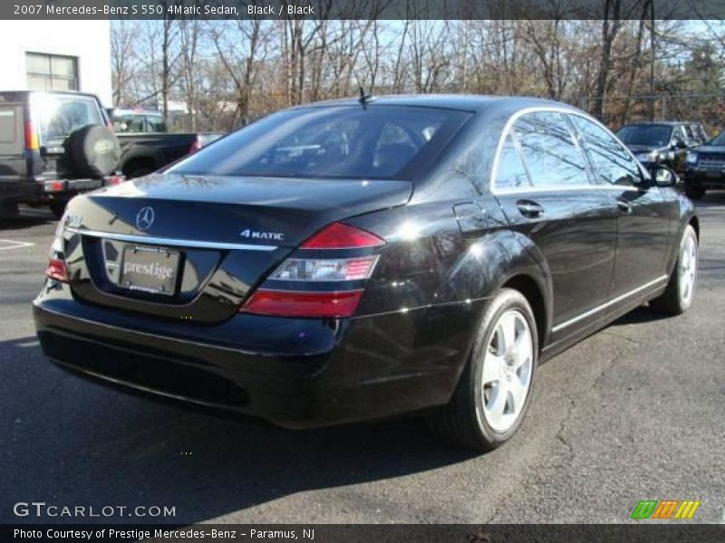Black / Black 2007 Mercedes-Benz S 550 4Matic Sedan