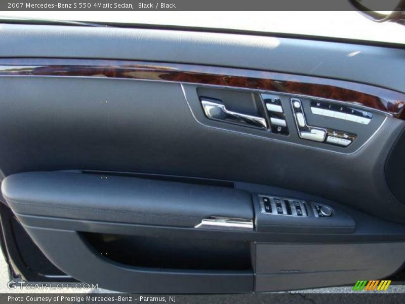 Black / Black 2007 Mercedes-Benz S 550 4Matic Sedan