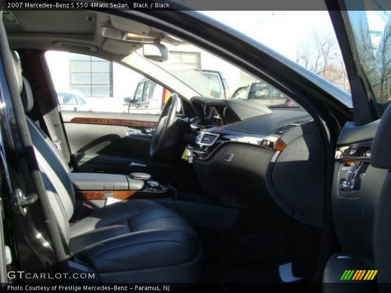 Black / Black 2007 Mercedes-Benz S 550 4Matic Sedan