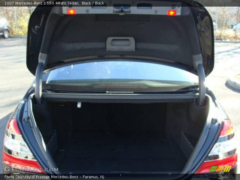 Black / Black 2007 Mercedes-Benz S 550 4Matic Sedan