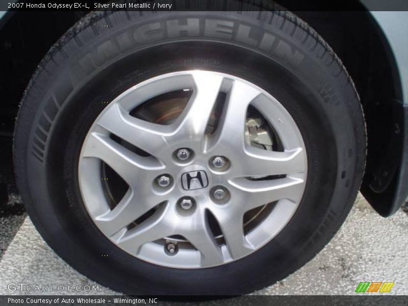 Silver Pearl Metallic / Ivory 2007 Honda Odyssey EX-L