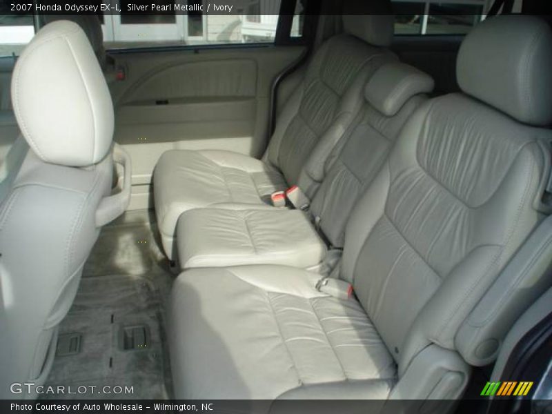 Silver Pearl Metallic / Ivory 2007 Honda Odyssey EX-L
