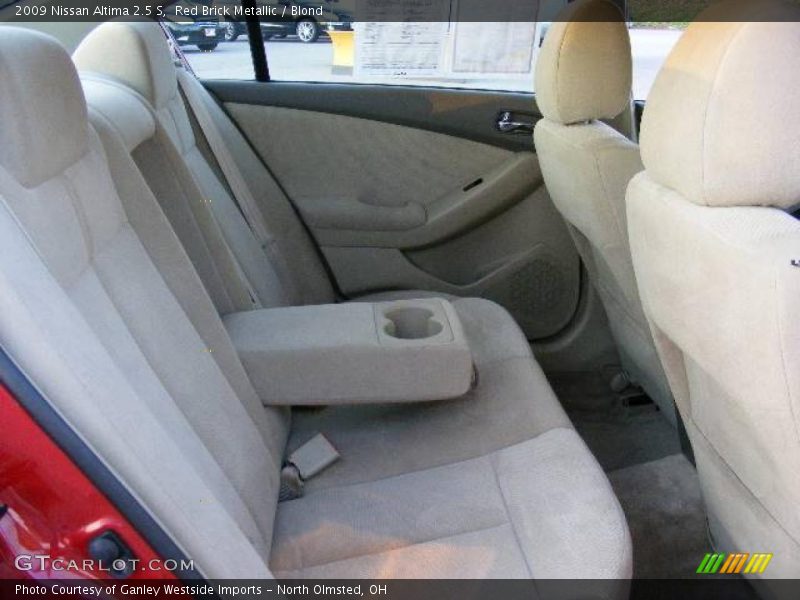 Red Brick Metallic / Blond 2009 Nissan Altima 2.5 S