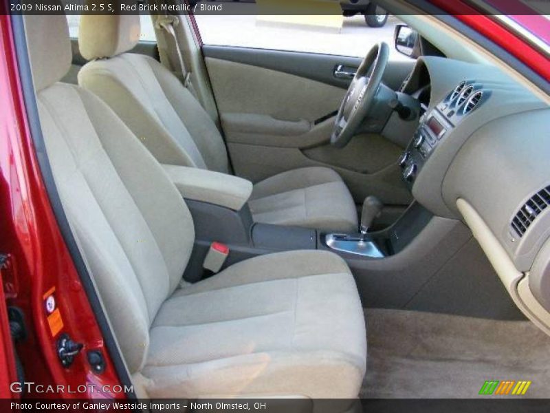 Red Brick Metallic / Blond 2009 Nissan Altima 2.5 S