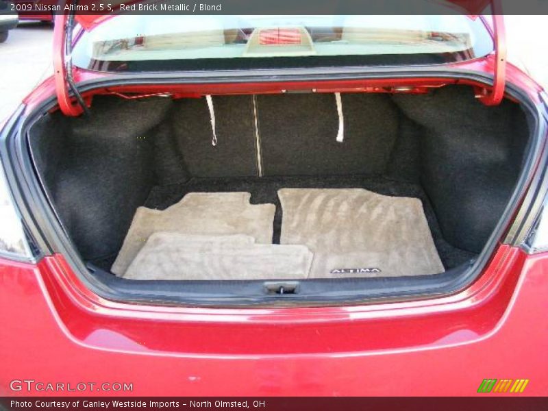Red Brick Metallic / Blond 2009 Nissan Altima 2.5 S